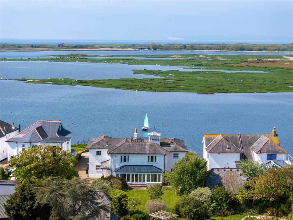 Additional property image - Fishermans Bank, Mudeford, Christchurch, Dorset, BH23