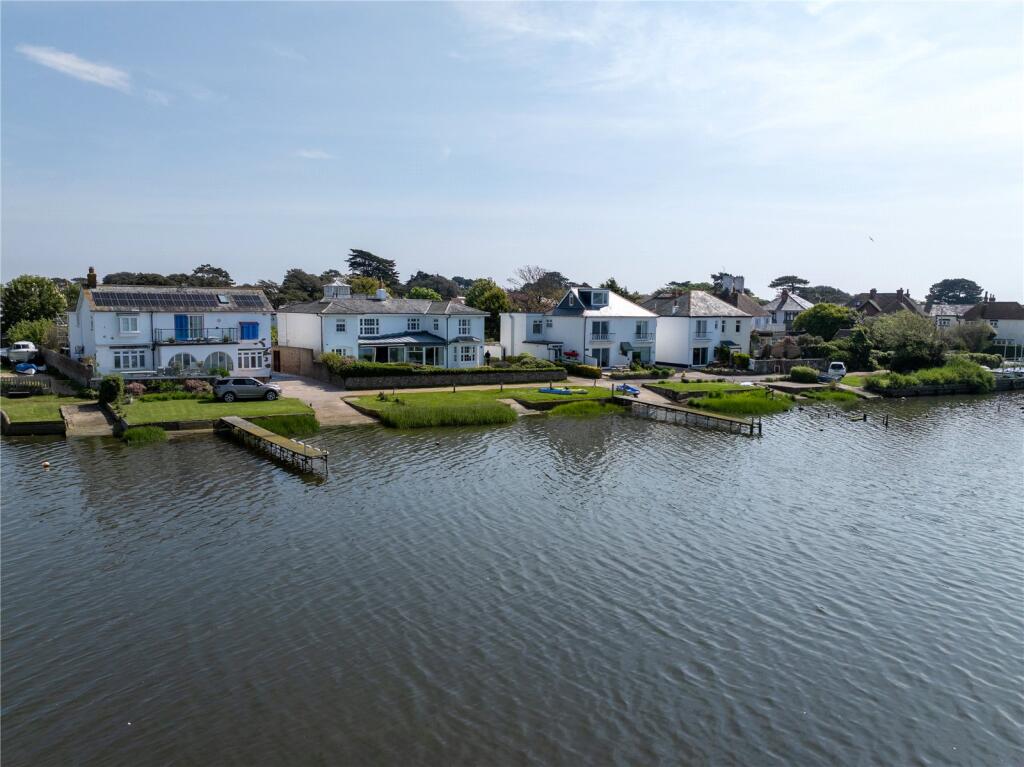 Additional property image - Fishermans Bank, Mudeford, Christchurch, Dorset, BH23