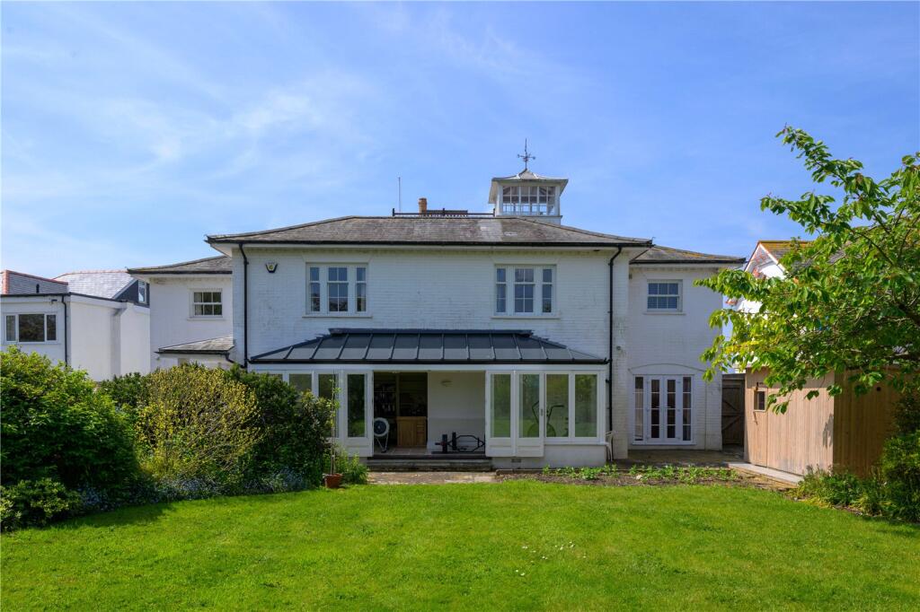 Additional property image - Fishermans Bank, Mudeford, Christchurch, Dorset, BH23