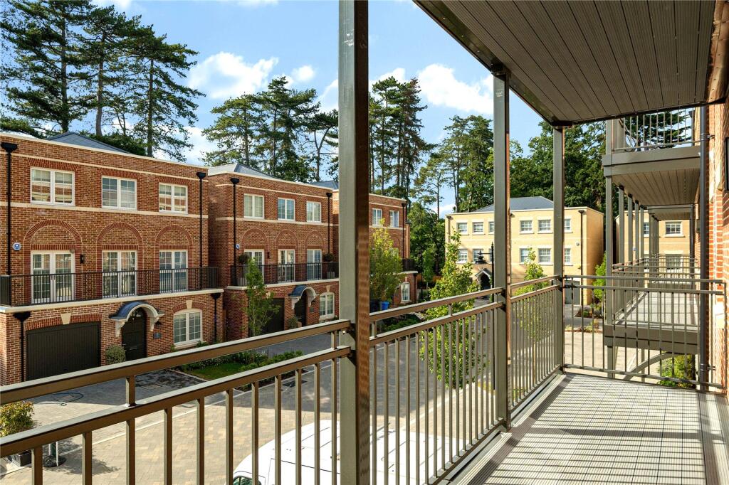 Main image of property: Steuart House, 10 Scholars Road, Ascot, Berkshire, SL5