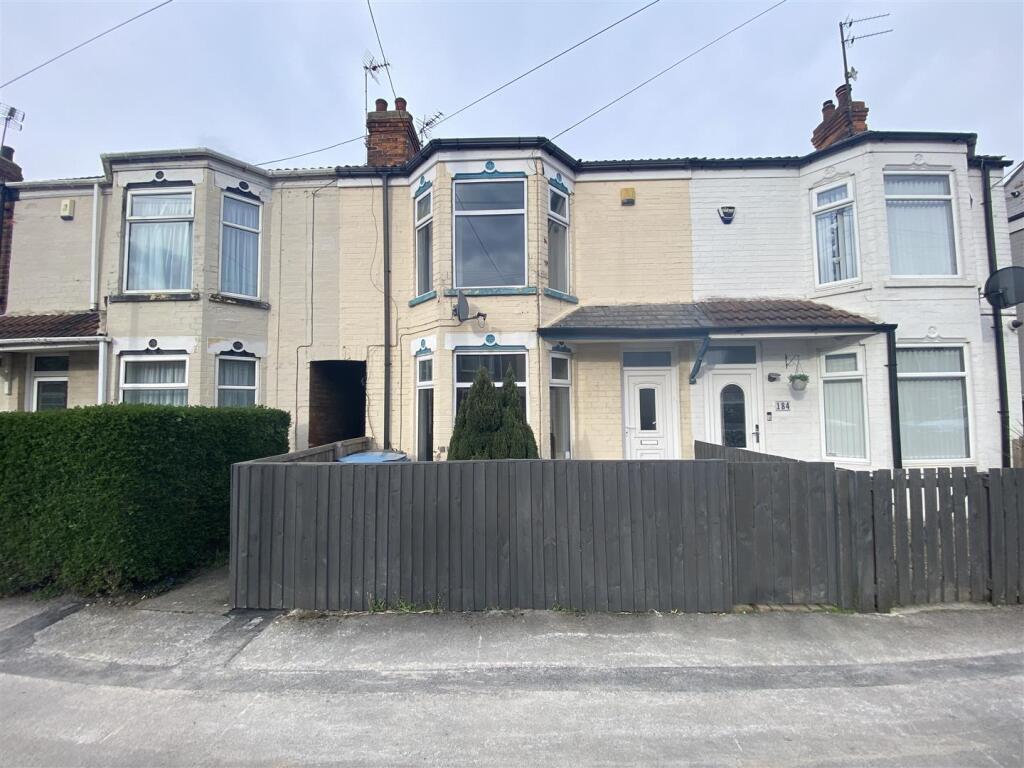 Main image of property: Lee Street, Hull