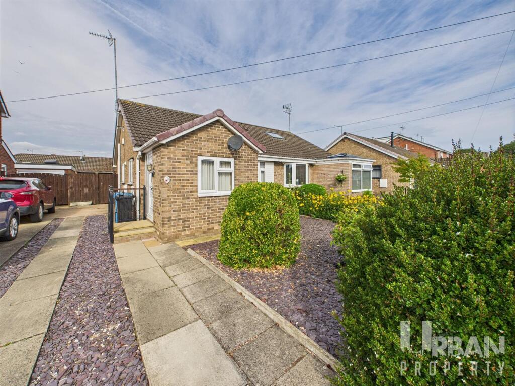 Main image of property: Sperrin Close, Hull
