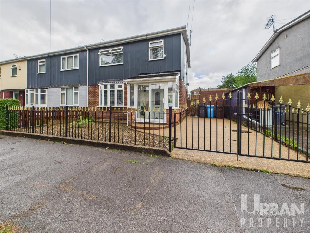 Main image of property: Holm Garth Drive, Hull