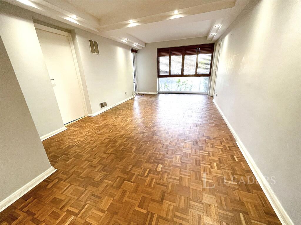Main image of property: Moliner Court, 15 Brackley Road