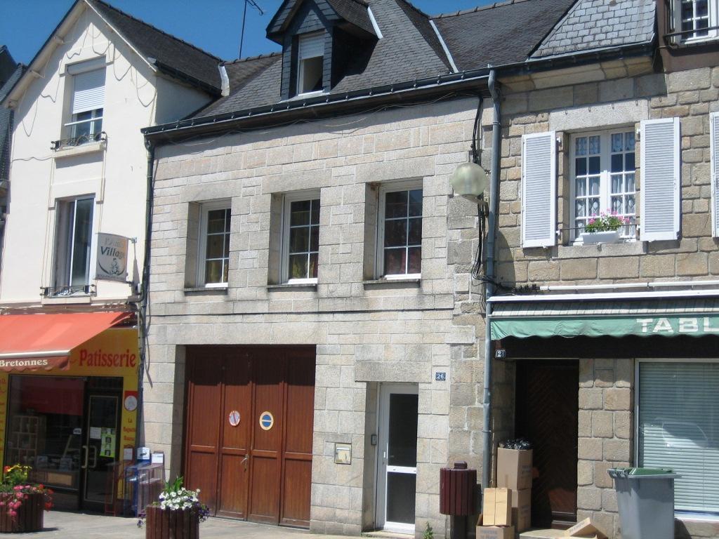 4-bedroom-house-for-sale-in-bretagne-morbihan-gu-men-sur-scorff-france