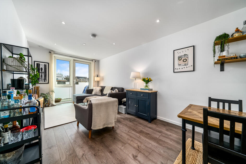 Main image of property: Discovery House, Battersea Reach