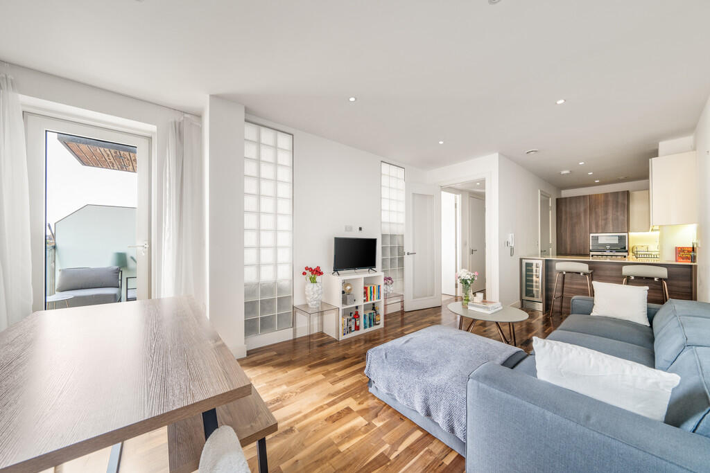 Main image of property: Jasmine House, Battersea Reach
