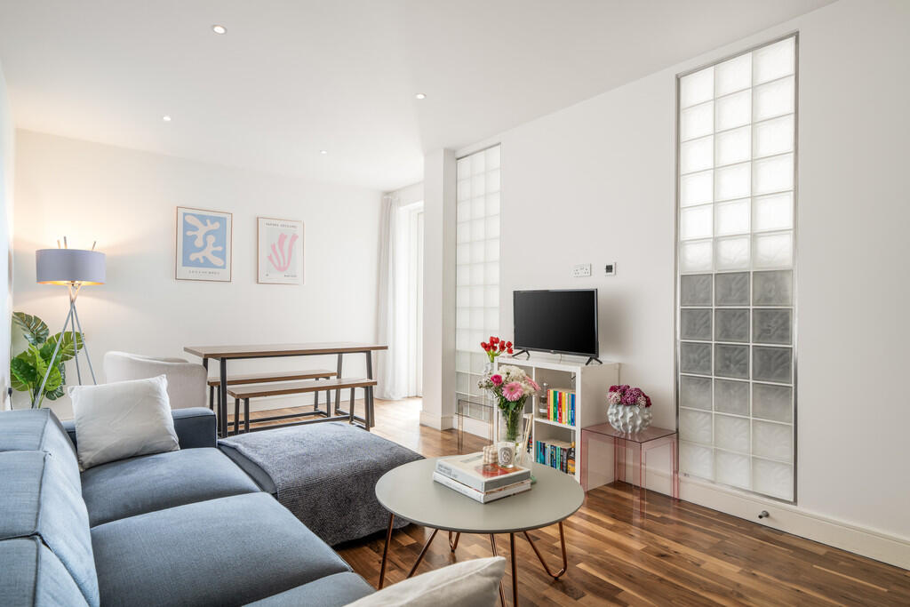 Main image of property: Jasmine House, Battersea Reach