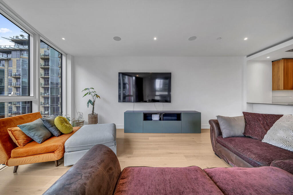 Main image of property: Pinnacle House, Battersea Reach