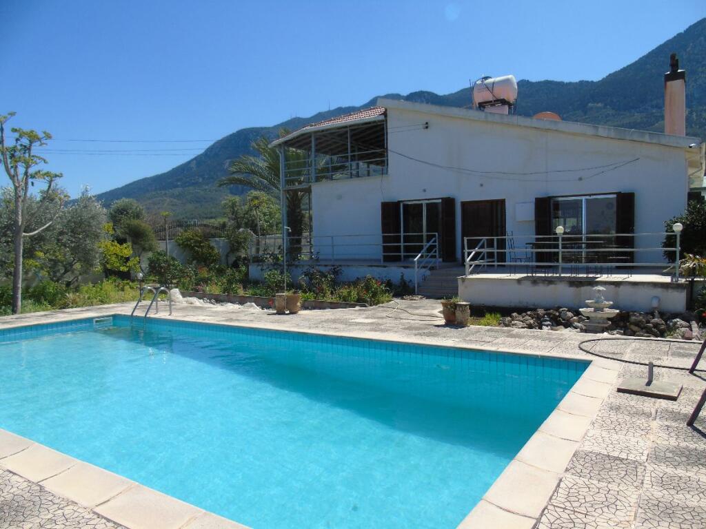 Main image of property: Karsiyaka