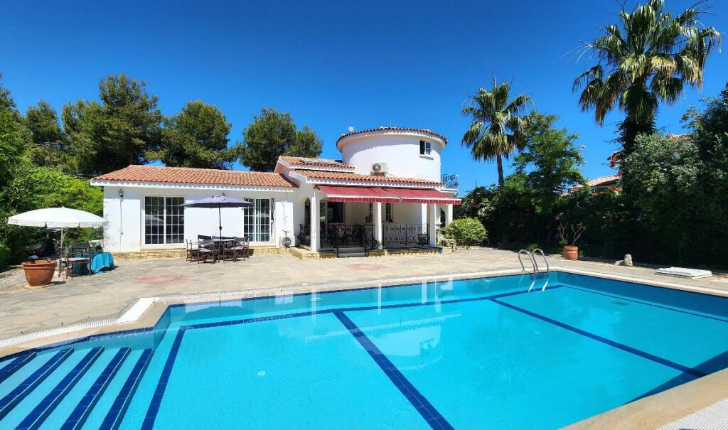 Main image of property: Lapta