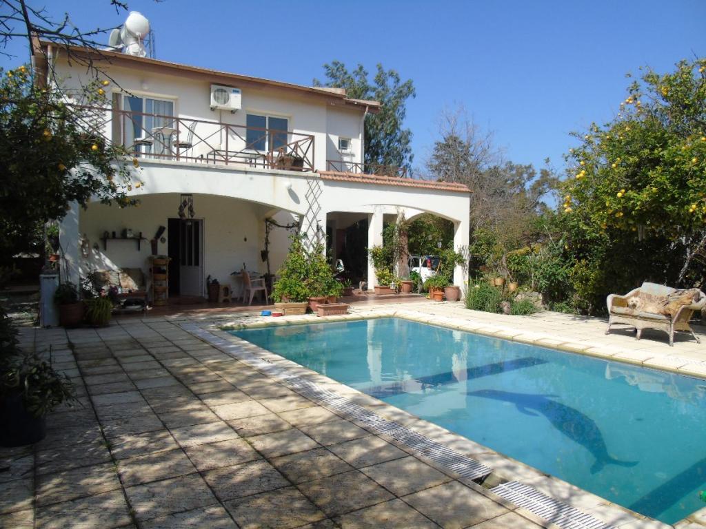 3 bedroom villa for sale in Lapta, Northern Cyprus