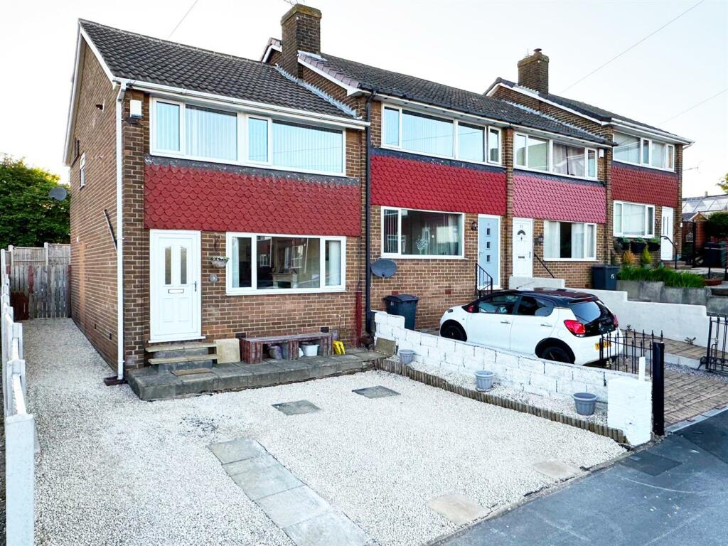 Main image of property: Cavendish Rise, Pudsey, Leeds, West Yorkshire.