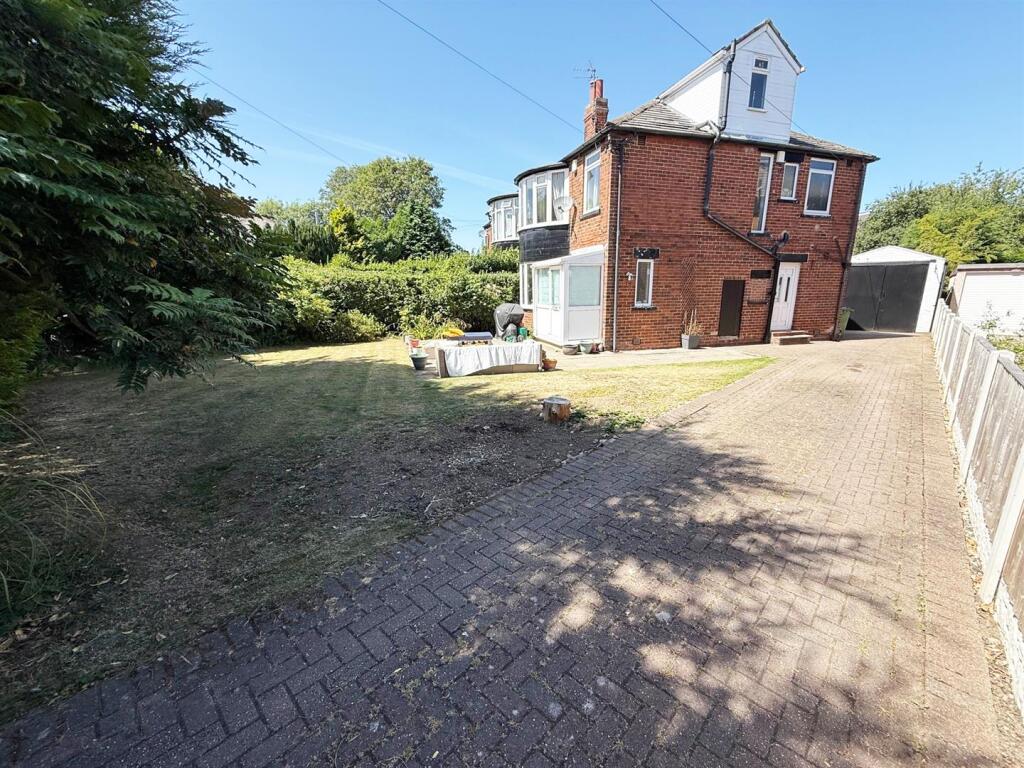Main image of property: Kedleston Road, Roundhay, Leeds, West Yorkshire.