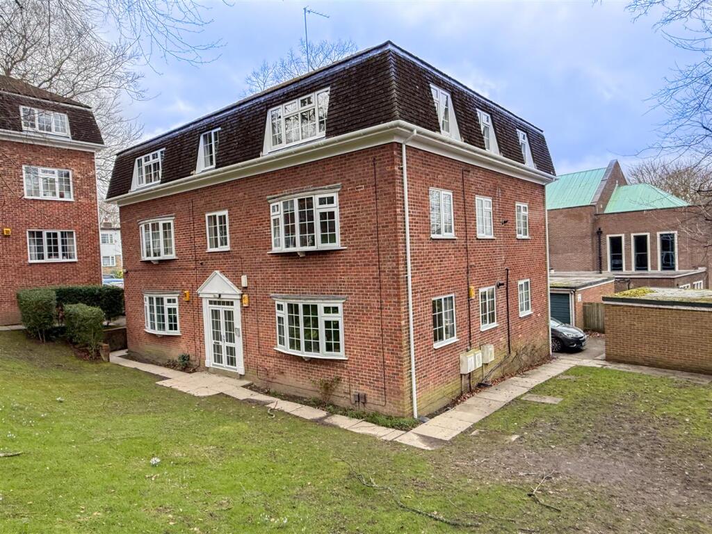 Main image of property: Ashfield Park, Headingley, Leeds, West Yorkshire.