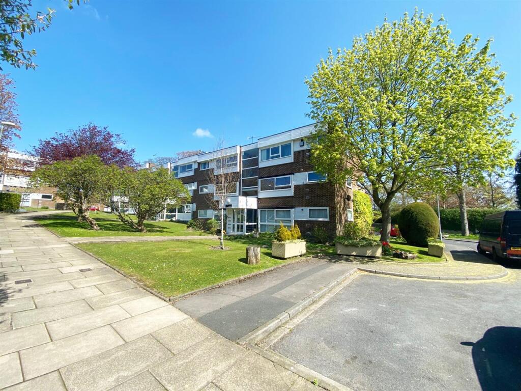 Main image of property: The Moorlands, Shadwell Lane, Leeds, West Yorkshire,