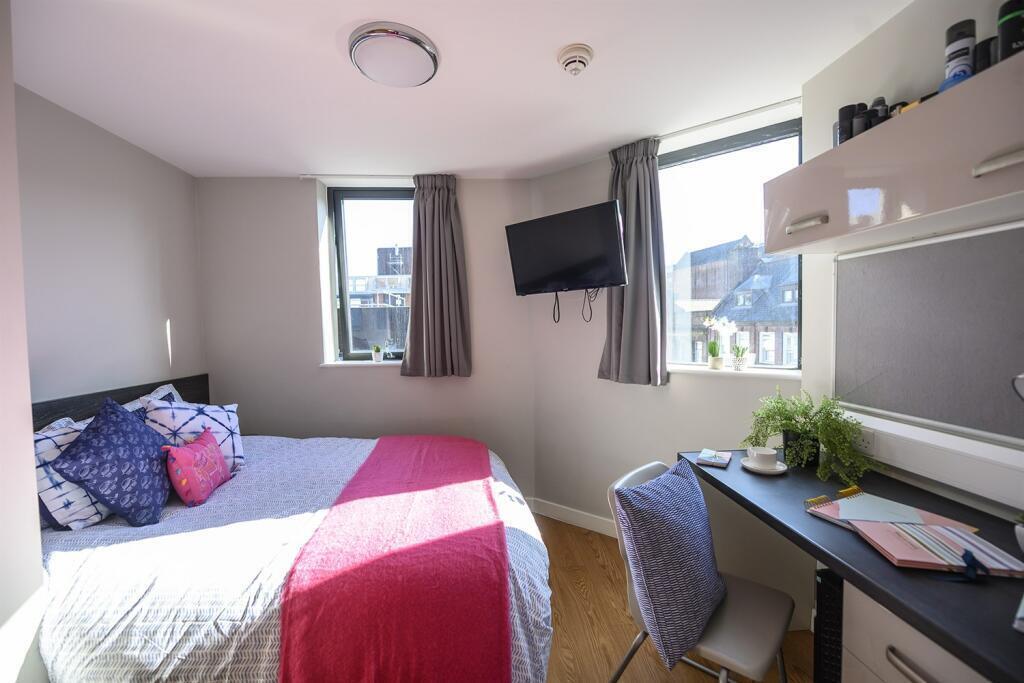 Main image of property: 3 bedroom Apartment in  110 Queen Street, Sheffield, S1 2DW