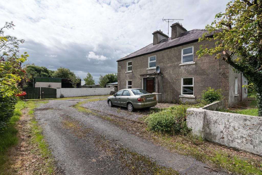 6 bedroom detached house for sale in Tuam, Galway, Ireland