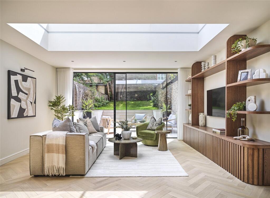 Main image of property: Earls Court Gardens, London, SW5