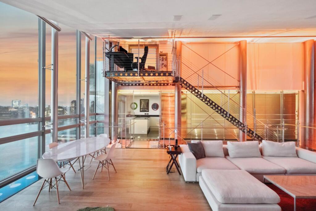 Main image of property: The Montevetro Building, Battersea Church Road, SW11