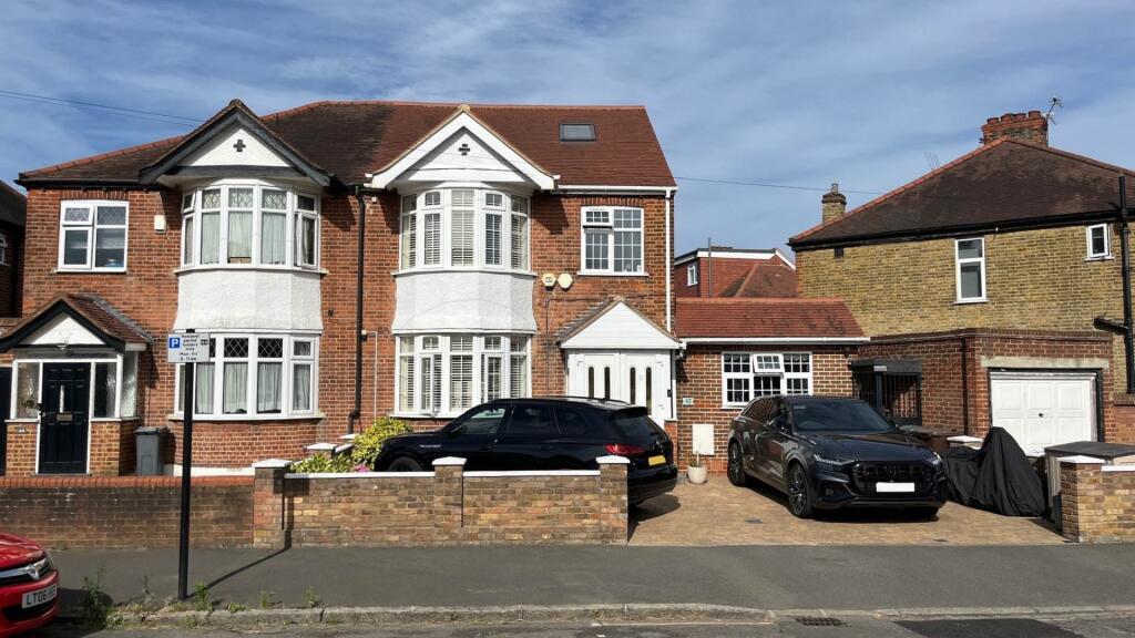 Main image of property: 42 Harewood Road, Isleworth, TW7 5HL