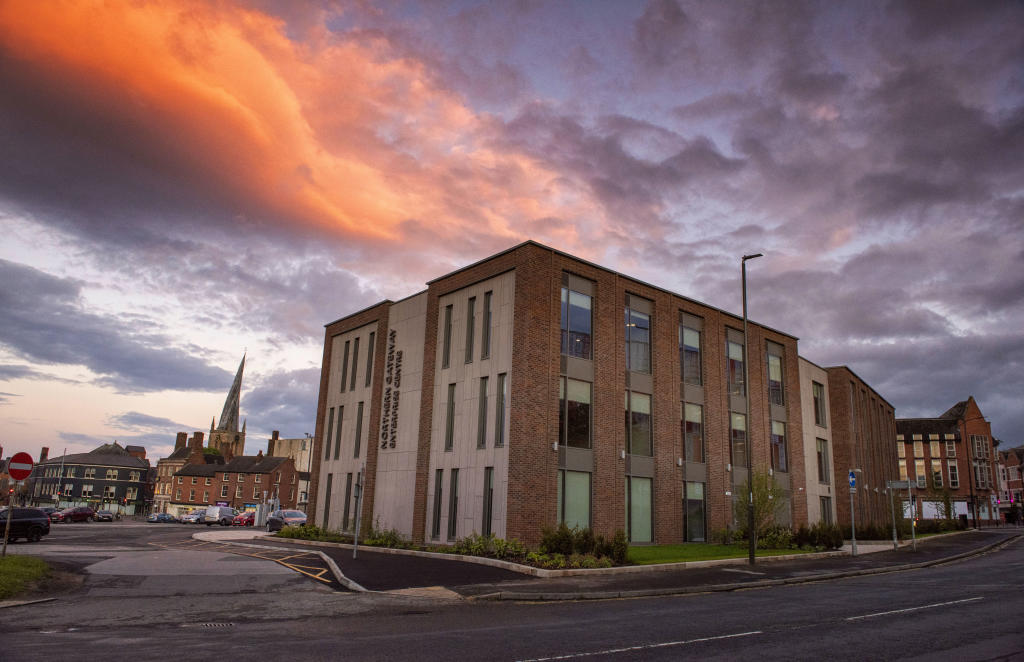 Serviced office to lease in Northern Gateway Enterprise Centre