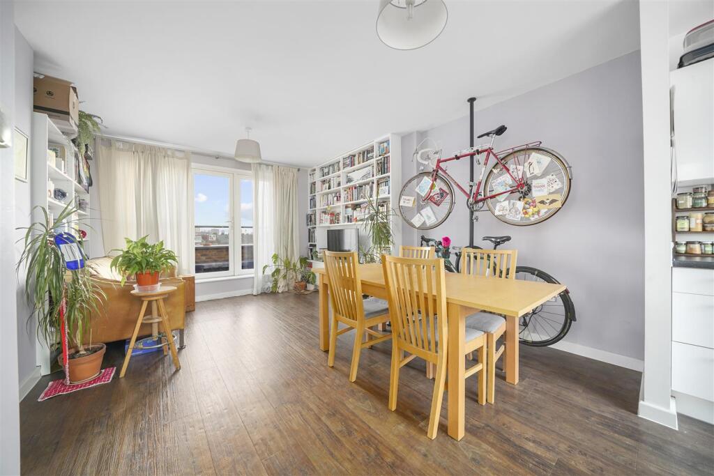 Main image of property: Glengall Road, London