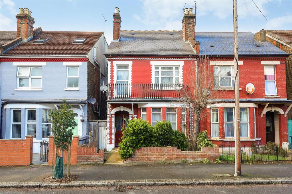 Main image of property: Yew Grove, London