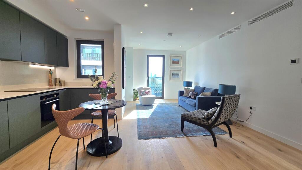 Main image of property: Sutherland Apartments, Ebury SW1, London