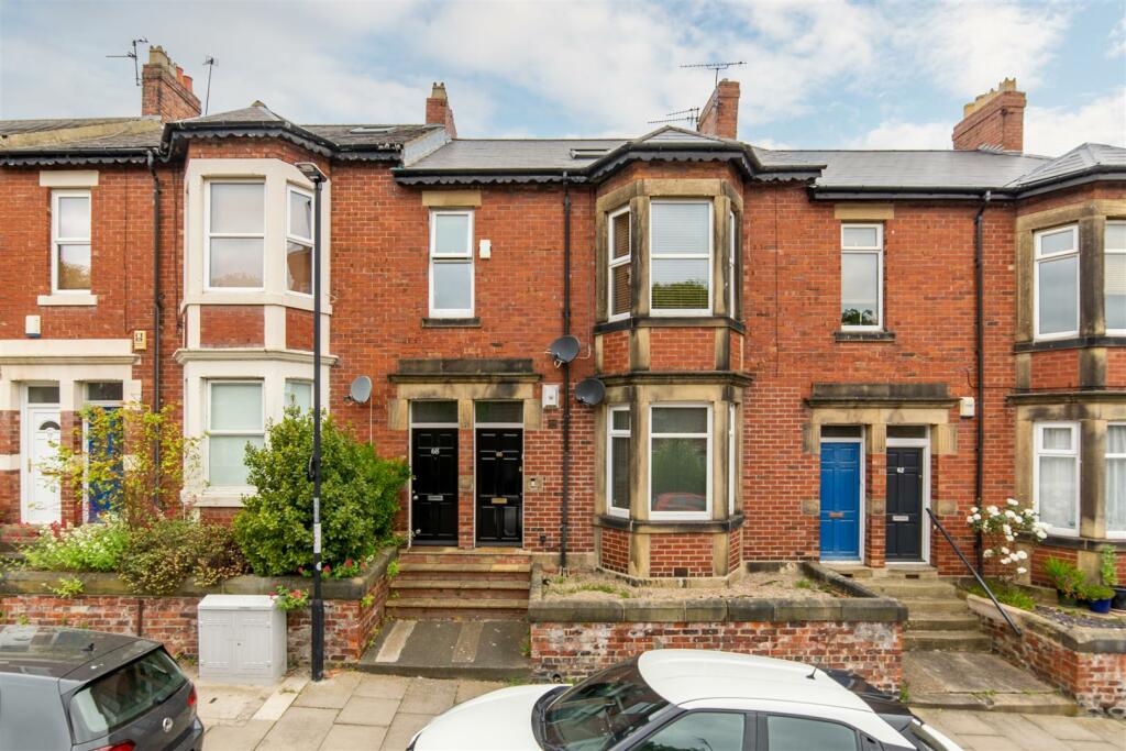 3 bedroom flat for sale in Audley Road, South Gosforth, NE3
