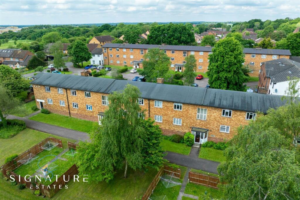 2 bedroom apartment for sale in Rayleigh House, Shirley Road, ABBOTS