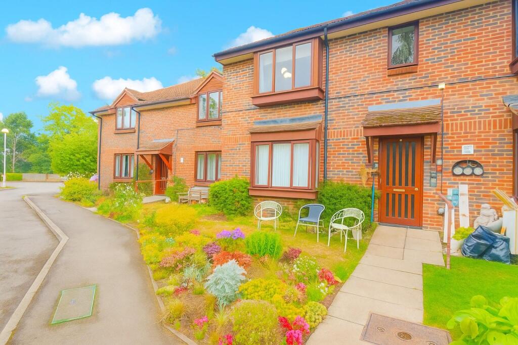 Main image of property: High Street, Abbots Langley
