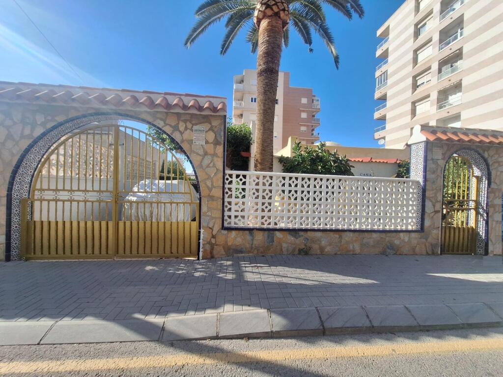Main image of property: Valencia, Alicante, Torrevieja