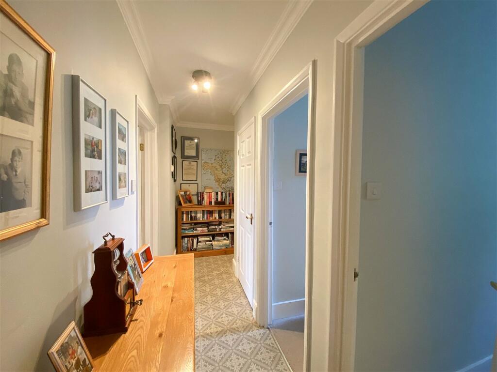 2 bedroom ground floor flat for sale in Forde Park Newton Abbot, TQ12