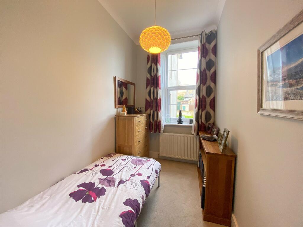 2 bedroom ground floor flat for sale in Forde Park Newton Abbot, TQ12