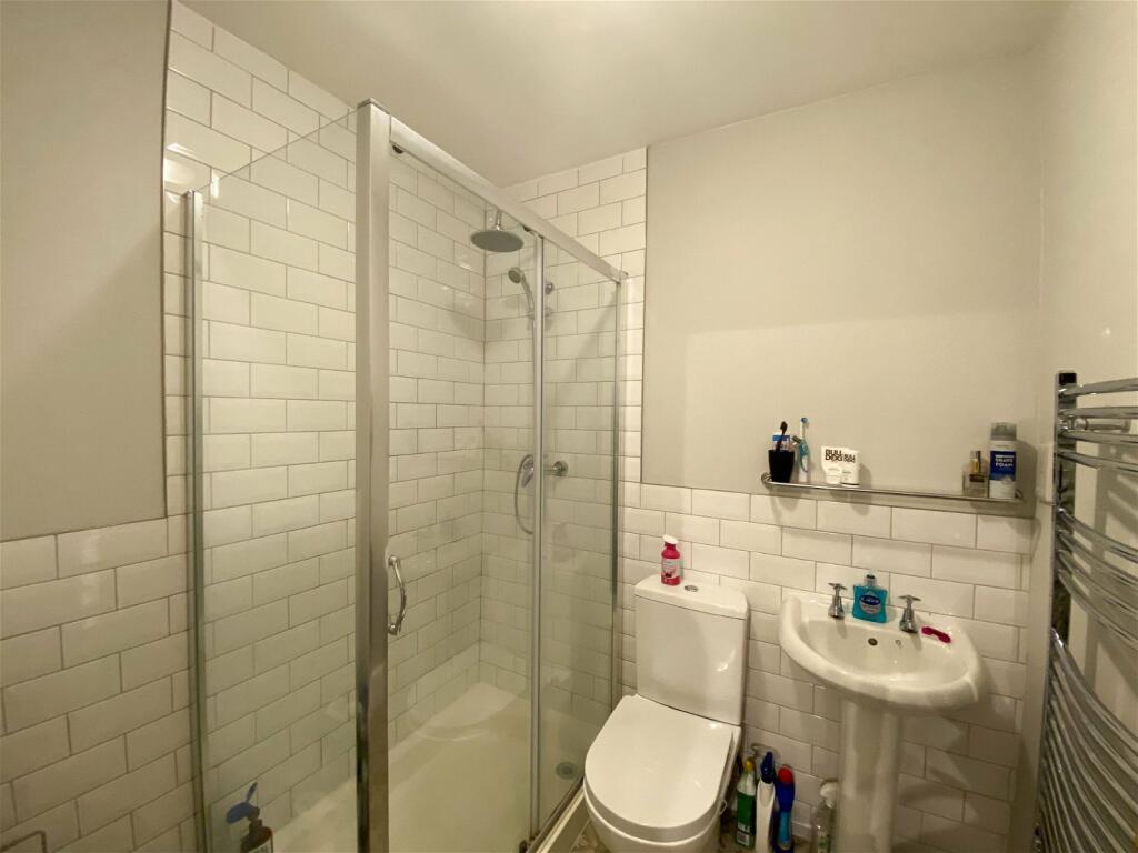 2 bedroom ground floor flat for sale in Forde Park Newton Abbot, TQ12