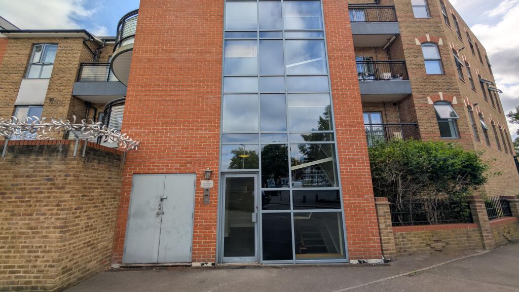 Main image of property: High Road, Woodford Green, Essex, IG8