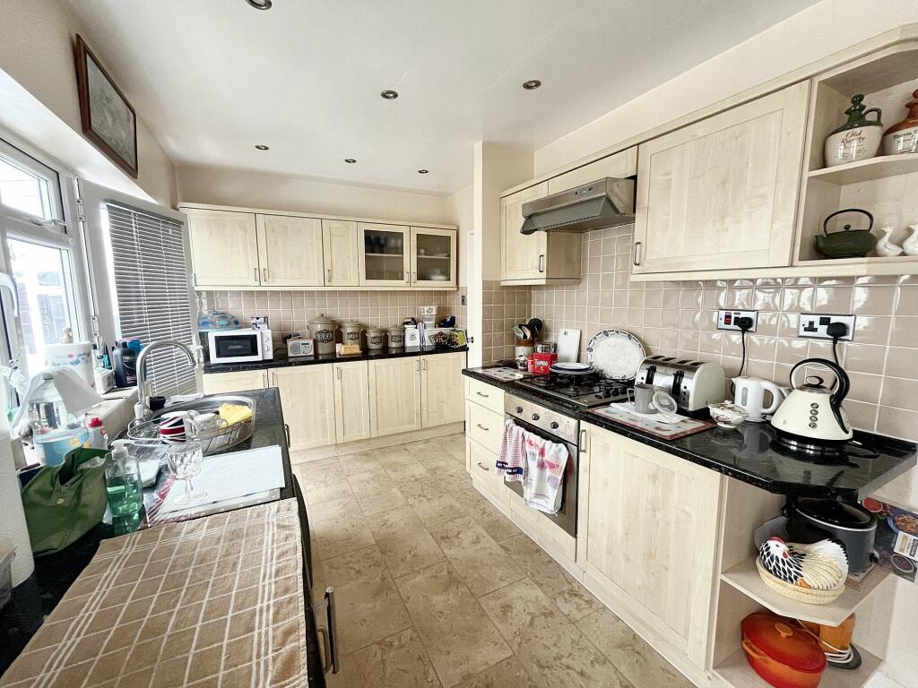 Additional property image - Sycamore Grove, Trowbridge, BA14