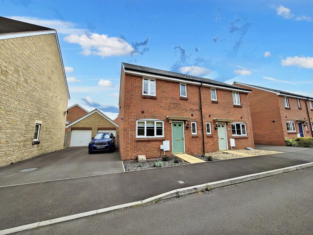 Main image of property: Lapwing Road, Melksham, SN12