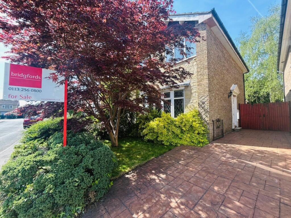 Main image of property: Lawns Green, Leeds, West Yorkshire, LS12