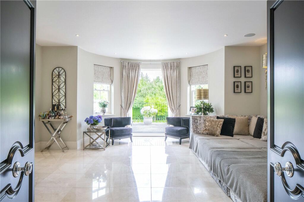 7 bedroom house for sale in Newlands Avenue, Radlett, WD7