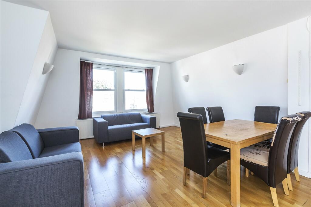 2 bedroom apartment for sale in Canfield Gardens, South Hampstead