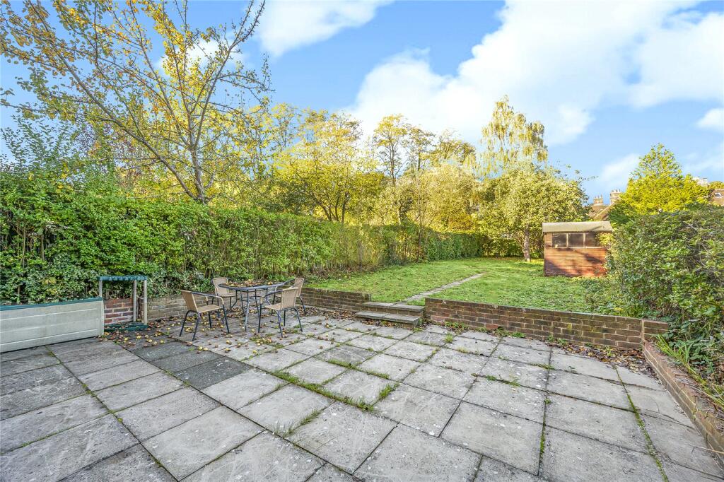 Main image of property: Erskine Hill, Hampstead Garden Suburbs, London, NW11