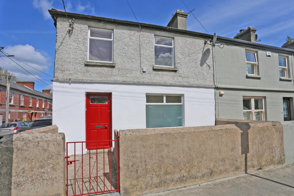 Main image of property: 1 Saint Josephs Villas, Saint Joseph Street, Limerick, V94 D7RW