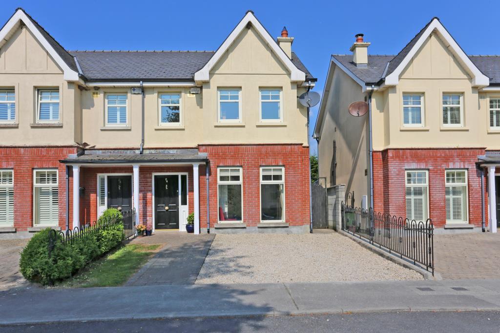 Main image of property: 24 Cairnsfort, Golf Links Road, Castletroy, Limerick, V94 KW3C