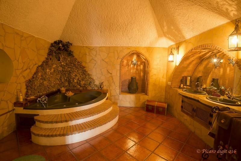 4 bedroom cave house for sale in Guadix, Granada, Andalusia, Spain