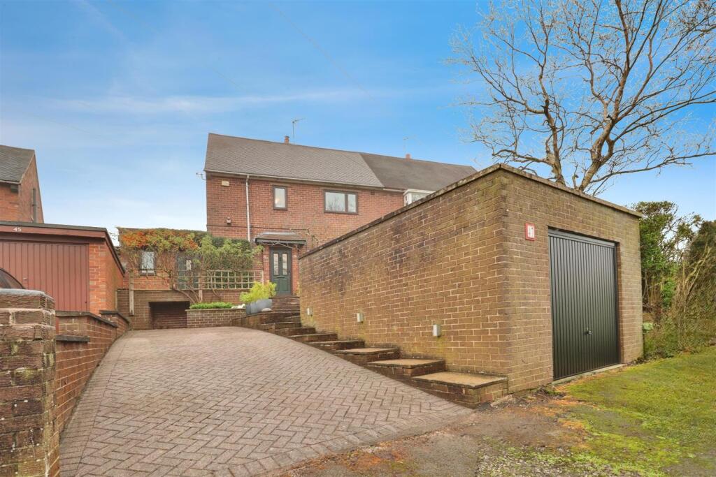 Main image of property: Quarry Bank, Keele, Newcastle