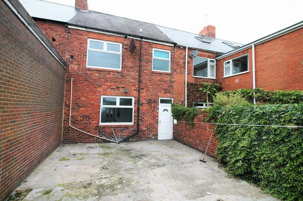 3 bedroom terraced house for sale in South Market Street, Hetton Le