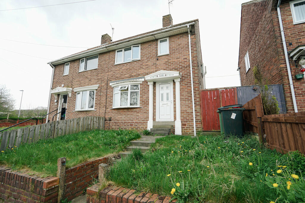 2 bedroom semidetached house for sale in Redemarsh, Leam Lane