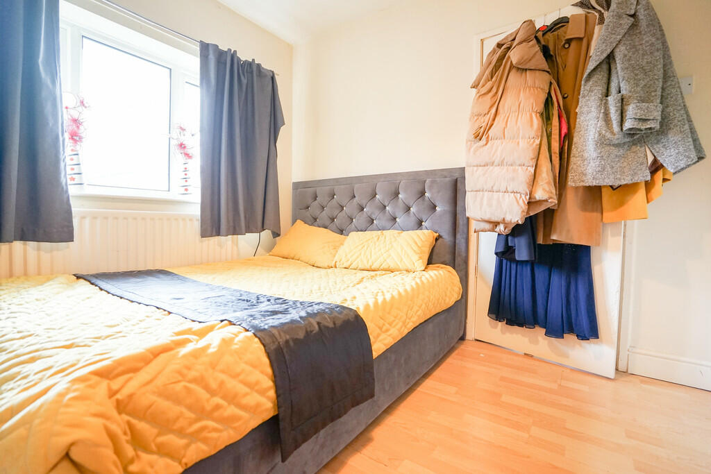 2 bedroom semidetached house for sale in Redemarsh, Leam Lane